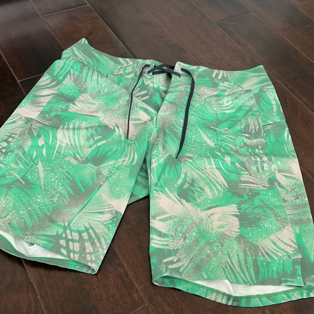 Mens Lululemon Shorts